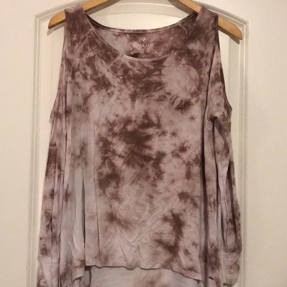 American Eagle Outfitters Tops - American eagle outfitters long sleeve shirt